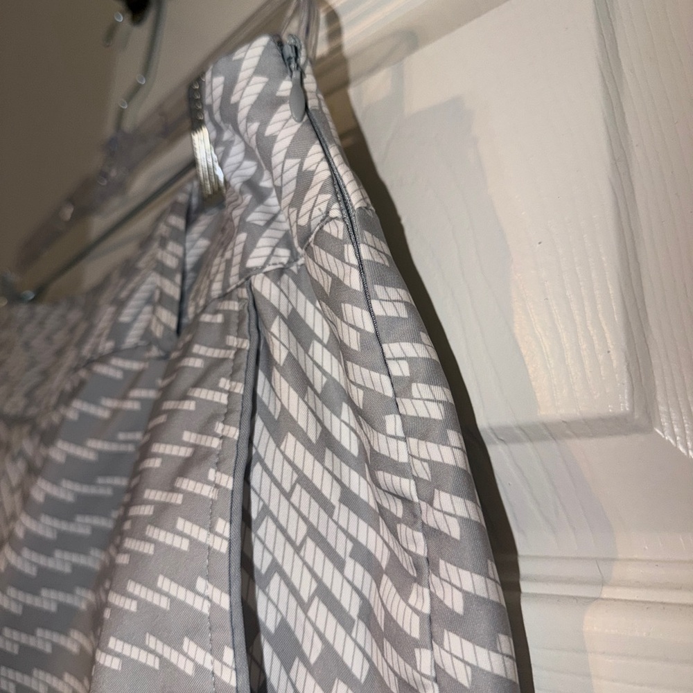 adidas Gray and White Patterned Golf Skort - Picture 5 of 9